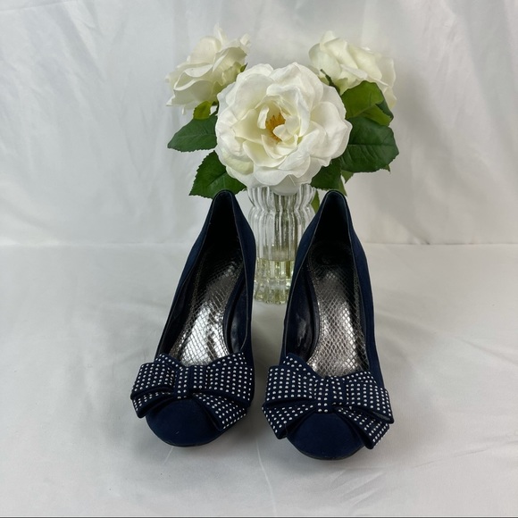 Navy Blue Suede Wedges with Studded Bow, Size 6.5 - Picture 1 of 9